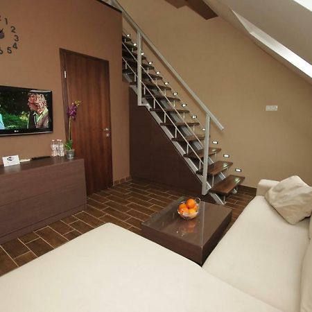 גיולה Royal Residence Apartments מראה חיצוני תמונה