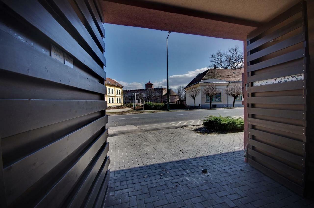 גיולה Royal Residence Apartments מראה חיצוני תמונה
