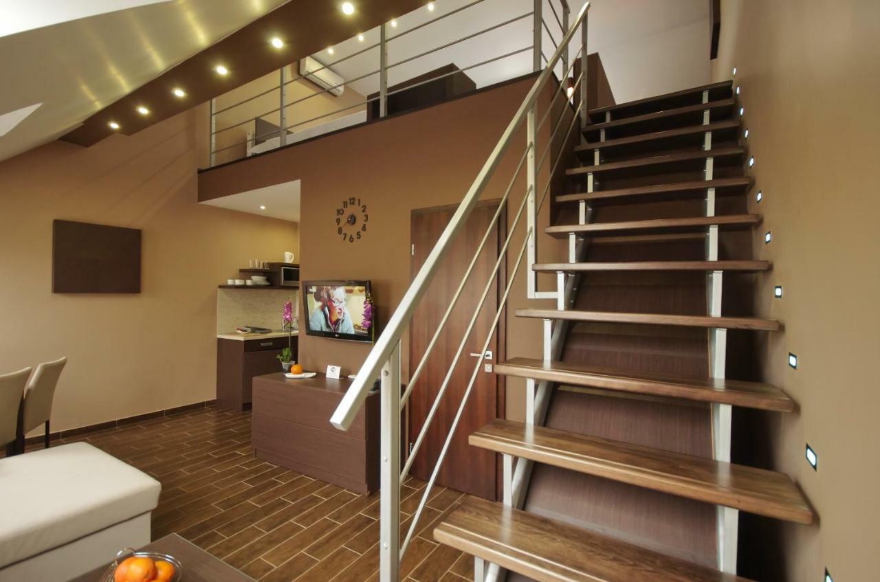 גיולה Royal Residence Apartments מראה חיצוני תמונה