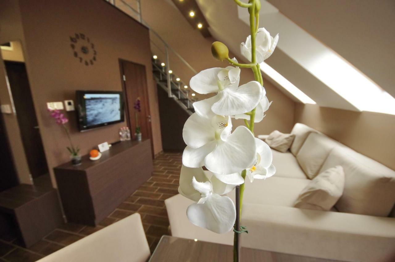 גיולה Royal Residence Apartments מראה חיצוני תמונה